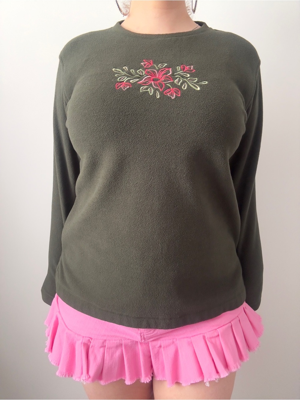 vintage embroidered fleece sweatshirt